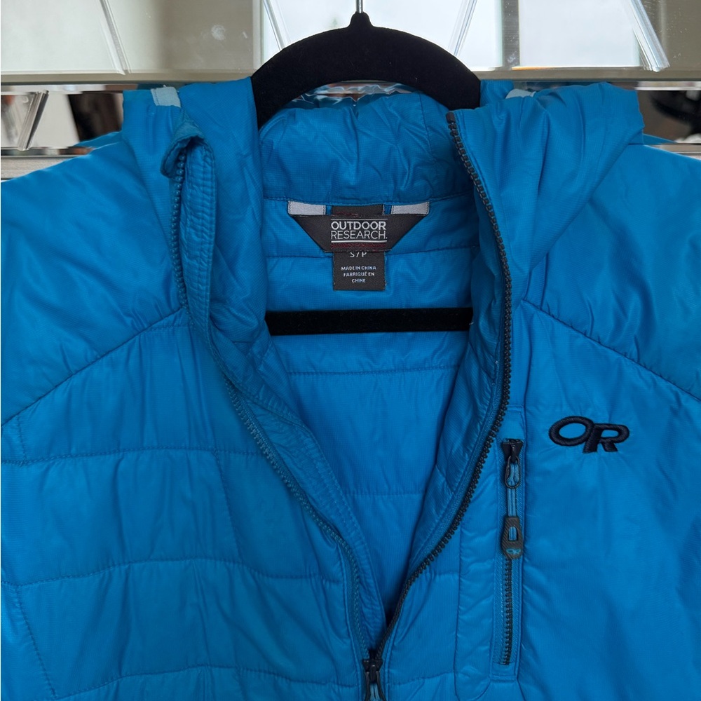 Outdoor Research Men’s Cathode Hoodie Down Jacket - Picture 3 of 9